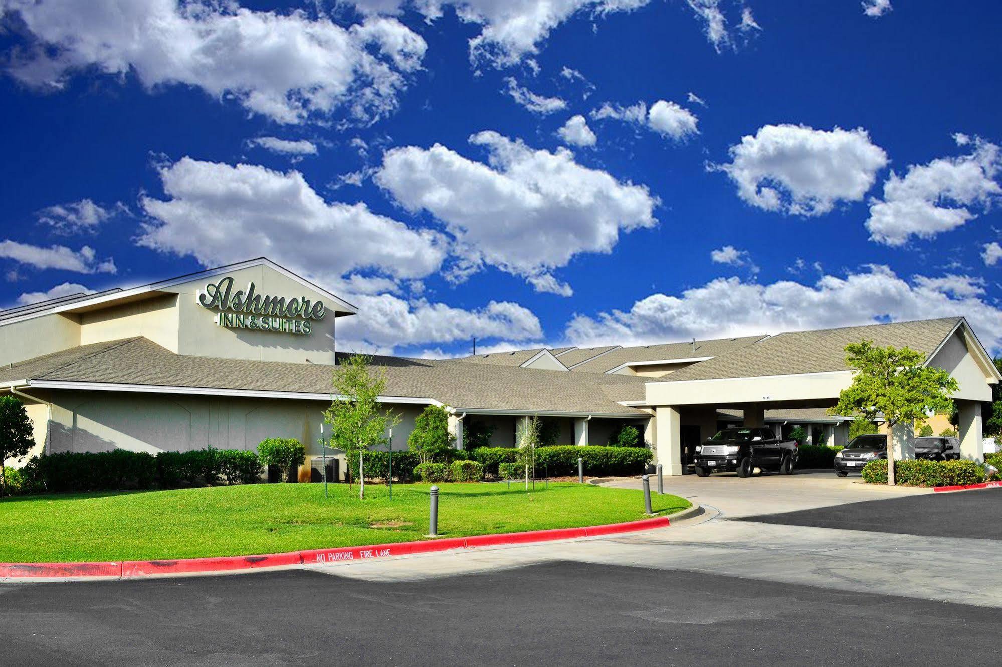 Ashmore Inn And Suites Λούμποκ Εξωτερικό φωτογραφία